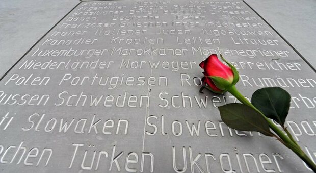 Giornata della Memoria, perché si celebra oggi: le commemorazioni in tutto il mondo