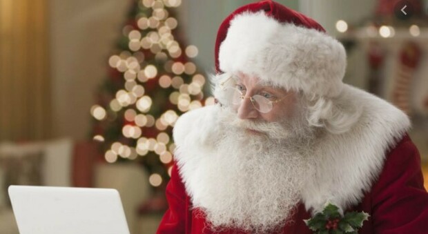 Babbo Natale in smart working: quest’anno arriva su Zoom