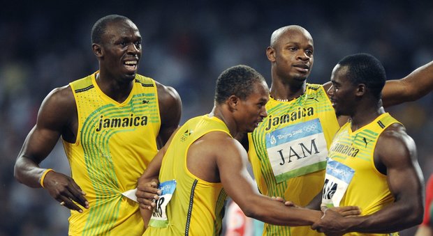 Doping, squalificata la 4x100 giamaicana. Bolt perde l'oro dei Giochi del 2008