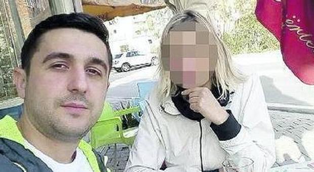 Evade dai domiciliari e posta selfie su Facebook, i carabinieri lo arrestano di nuovo