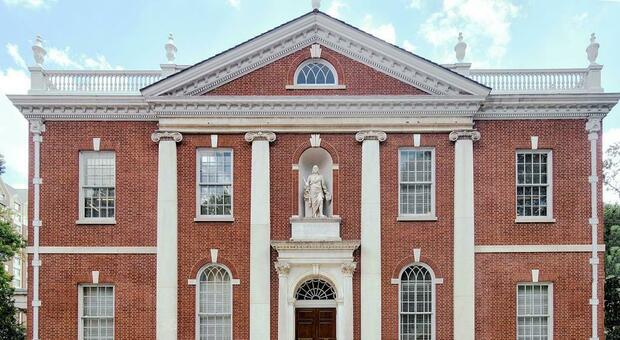 American Philosophical Society, 13 August 2015. Fonte: American Philosophical Society Author Eric Kilby from Somerville, MA, USA