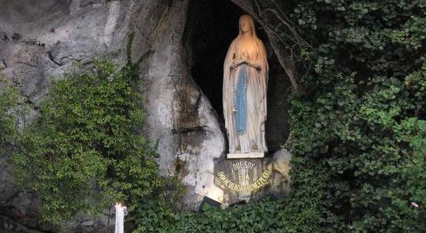 Lourdes, riconosciuto il 69° miracolo Italiana guarisce da un tumore
