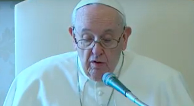 Papa Francesco all'udienza, l'Italia lacerata da contrasti e divisioni, serve progetto di riconciliazione