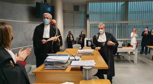 Tribunale, il giuramento nel nuovo procuratore Giuseppe Bellelli (Foto Max)