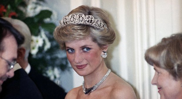 Lady Diana, 20 anni dalla morte della principessa triste: «Troppi misteri nell'incidente»