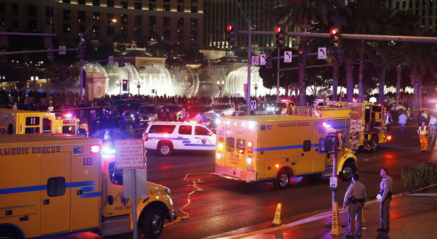 Las Vegas, auto sulla folla in attesa di Miss Universo: un morto e 36 feriti