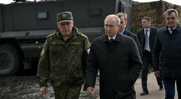 Putin, rivolta dell'unità di élite dell'esercito russo contro i generali: «Ci usano come carne da cannone»