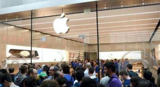 L'Apple Store della Nave de Vero a Marghera