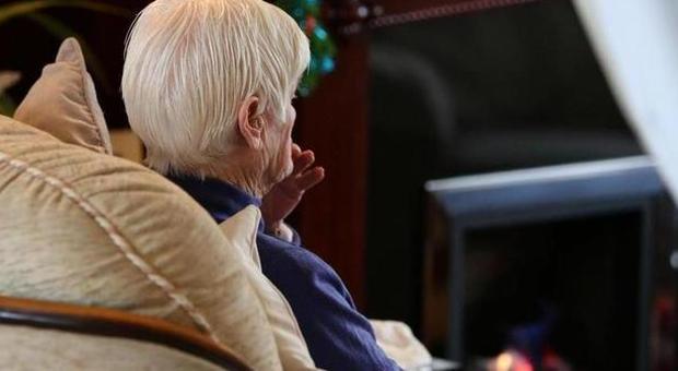 Muore a 102 anni e stupisce tutti: lascia l'eredità alla Guardia di Finanza