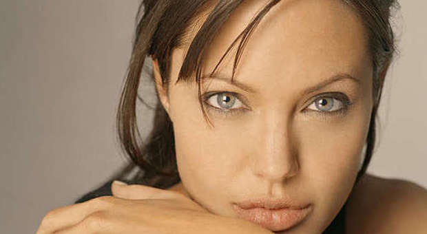 "Angelina Jolie? Viziata e senza talento". Sony, le frasi dei manager svelate dagli hacker