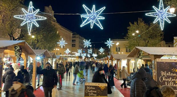 Matera Christmas Village: fino al 6 gennaio la magia del Natale in piazza Vittorio Veneto