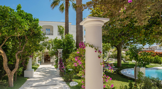 Capri, nuovi hotel extralusso: fino a 4mila euro per una notte