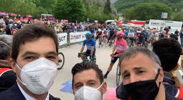 Acquaroli saluta il Giro d'Italia: «Marche sinonimo di bellezza e accoglienza»