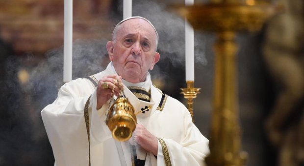 Papa Francesco rinuncia al «Resurrexit»: un minuto di silenzio al posto dell'omelia