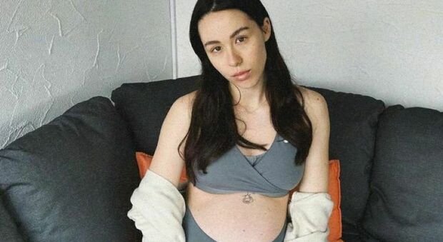 Aurora Ramazzotti, gravidanza agli sgoccioli: ecco quando dovrebbe partorire
