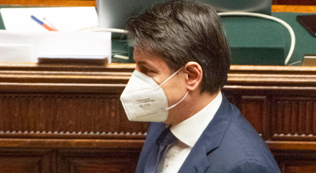 Conte alla commissione europea: «Solo uniti si uscirà dell'emergenza coronavirus. Dall'Italia 140 milioni per il vaccino» Conte alla commissione europea: «Solo uniti si uscirà dell'emergenza coronavirus. Dall'Italia 140 milioni per il vaccino»