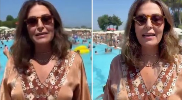 Daniela Santanchè, critiche per gli auguri di Ferragosto dalla piscina: «Beata te che te lo puoi permettere»