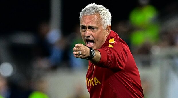 Roma, Mourinho cerca la svolta: dalla difesa al centrocampo, ecco come la squadra può cambiare volto