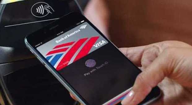 Apple Pay riscuote successo: crescono i pagamenti mobili digital