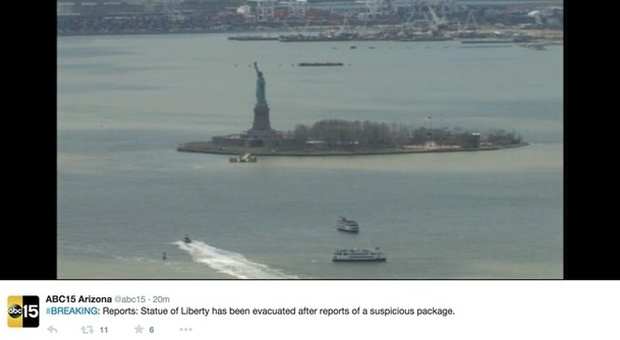 New York, evacuata la Statua della Libertà: "Pacco sospetto"