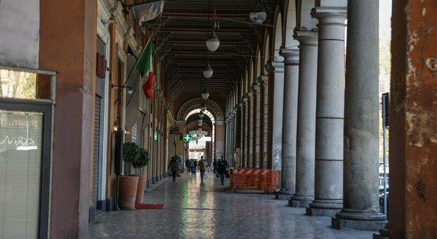 Roma, rivendevano cellulari rubati a Porta Maggiore: arrestati tre marocchini