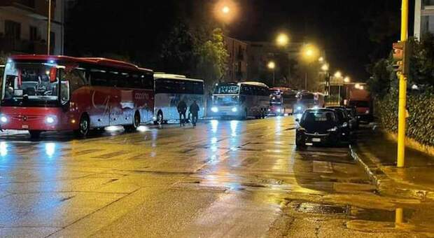 Ex Ilva, 14 bus in viaggio verso Roma per la protesta dei lavoratori