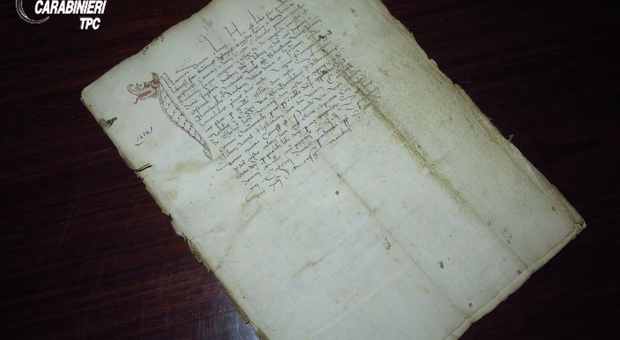 Caldarola, manoscritto del '400 stava per andare all'asta: restituito al Comune