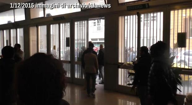 Sgombero a Roma, inchiesta Digos: «Associazione a delinquere, favorivano immigrazione clandestina»