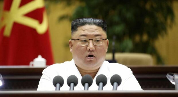 Corea del Nord, Kim Jong-un: «Tempi duri, una "marcia ardua" più difficile»