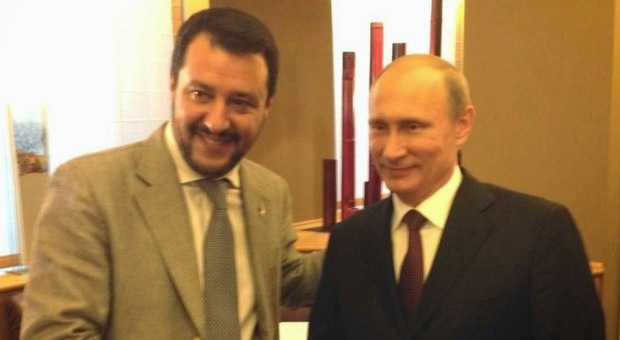 Salvini e Putin, dal «meno male che c’è» al viaggio in Polonia (e in Ucraina) per la pace: cosa è cambiato