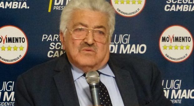 Senato, Castiello (M5S) vince ad Agropoli contro il sindaco Spinelli