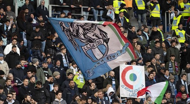 Comportamento razzista dei suoi tifosi, indagine della Uefa sulla Lazio