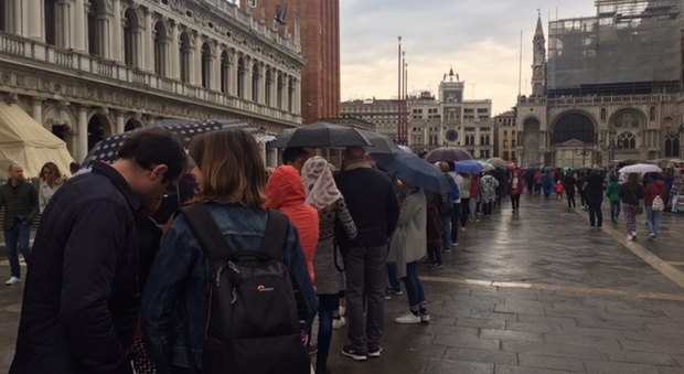 Veneto preso d'assalto dai turisti a Pasqua, nonostante il «meteo-terrorismo»
