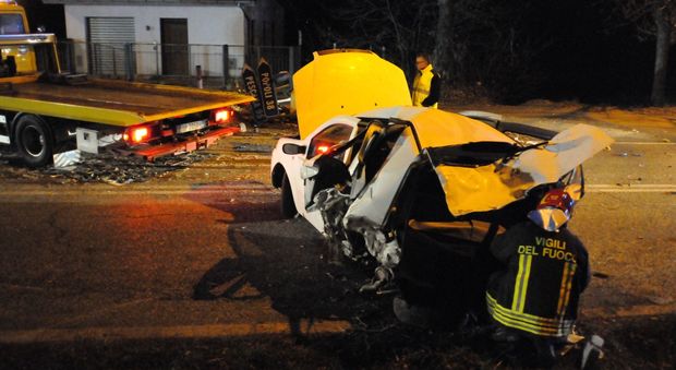 Ragazza morta nello schianto sulla ss17: niente arresto per lo straniero alla guida dell'Audi