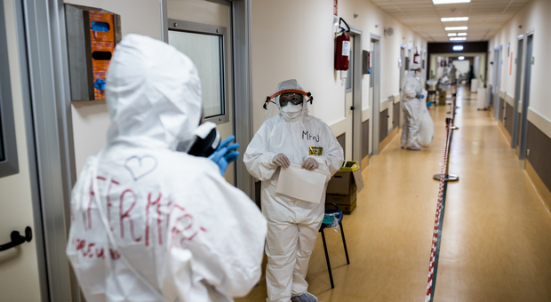 Coronavirus e liste d'attesa in Campania: in sospeso 30mila esami, procedure d'accesso al ralenti