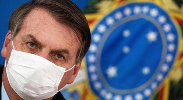Covid, Brasile nel caos della pandemia: altri 1300 morti e oltre 40mila contagi, si va verso quota due milioni