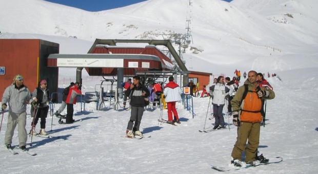 Gran Sasso, al via da oggi la stagione sugli sci: aperte due piste