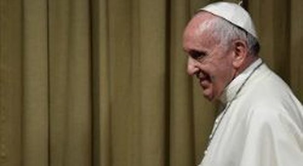 Papa Francesco cambia l'orario al presidente di Malta e si scusa: sul tappeto il tema dei migranti