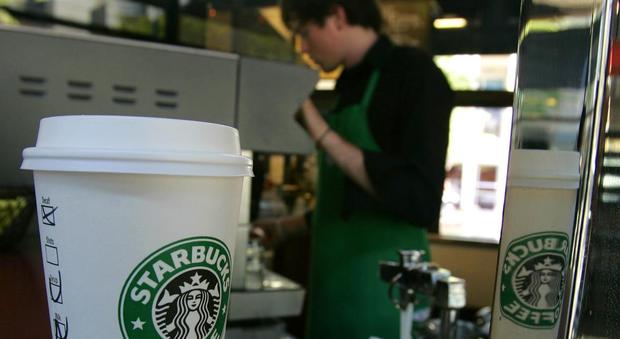 Starbucks apre a Roma: la primavera sarà a base di frappuccino