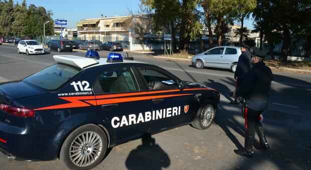 Tempi duri per i ladri, sorpresi a rubare e denunciati in tre dai carabinieri