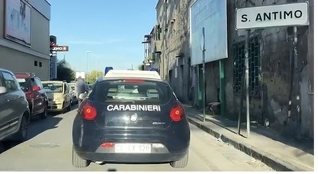 Immagine della volante dei carabinieri