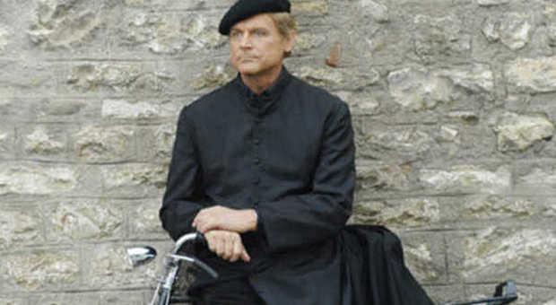 Terence Hill in Don Matteo