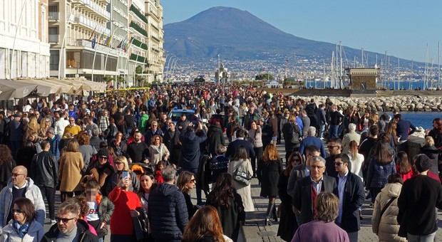 Capodanno a Napoli, è record di turisti: seconda in Italia dietro Milano, è tra le prime venti città al mondo