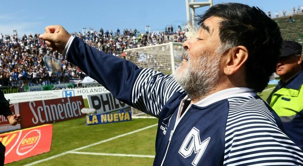 Maradona morto, il ricordo di Alba Parietti: «Condottiero geniale, eterno e imperfetto»