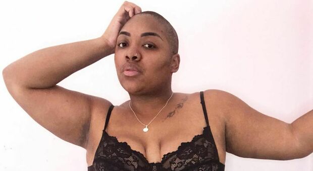 Nyome, modella curvy censurata da Instagram per errore: l'account ripristinato e verificato