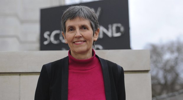 Scotland Yard, per la prima volta una donna al comando: in Gran Bretagna il potere è rosa
