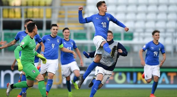 Under 17: lo stabiese Esposito trascina l'Italia in finale