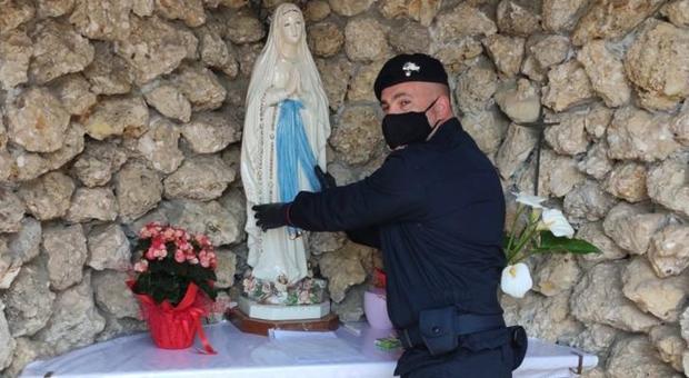 Ritrovata la statuetta della Madonna rubata venti giorni fa: è intatta