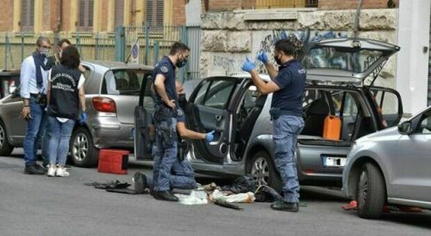 Bomba nell'auto a Roma, Marco Doria: «Non arretro di un centimetro»