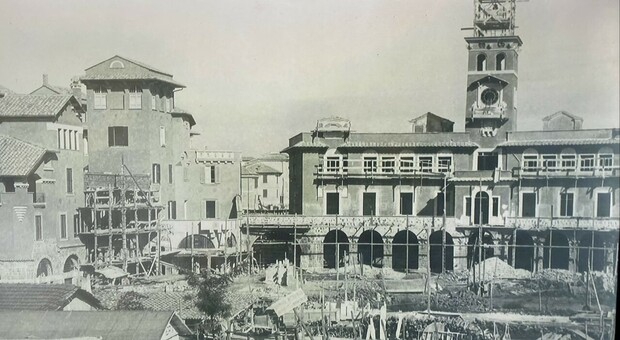 Piazza Sempione, Foto Archivio Urbani